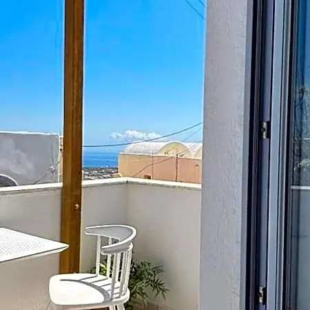 Elkaza Fira (Santorini)