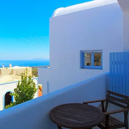 Elkaza Fira (Santorini)